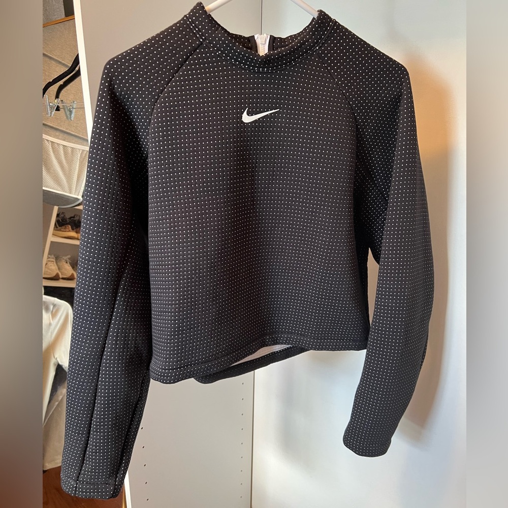 Nike Women's Black and White Dotted Crewneck Cropped Sweatshirt Small